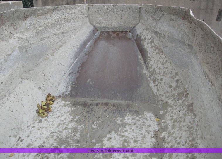 image for item 5953 2000 Trailer Haul cement dump trailer