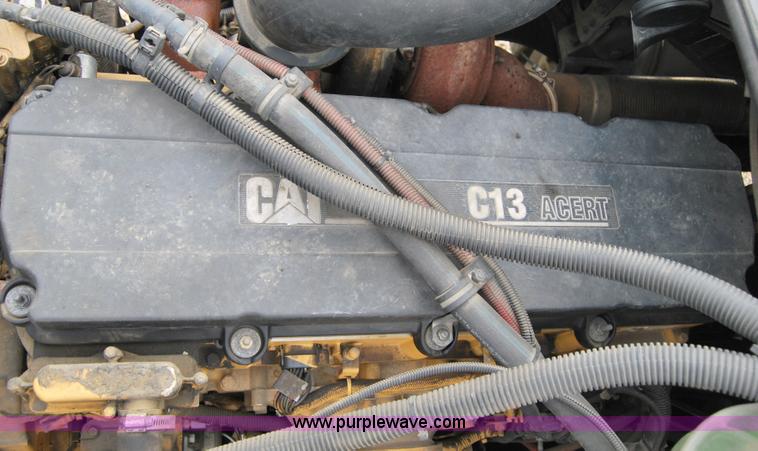 image for item 6032 2005 Freightliner CL120ST tandem axle truck tractor