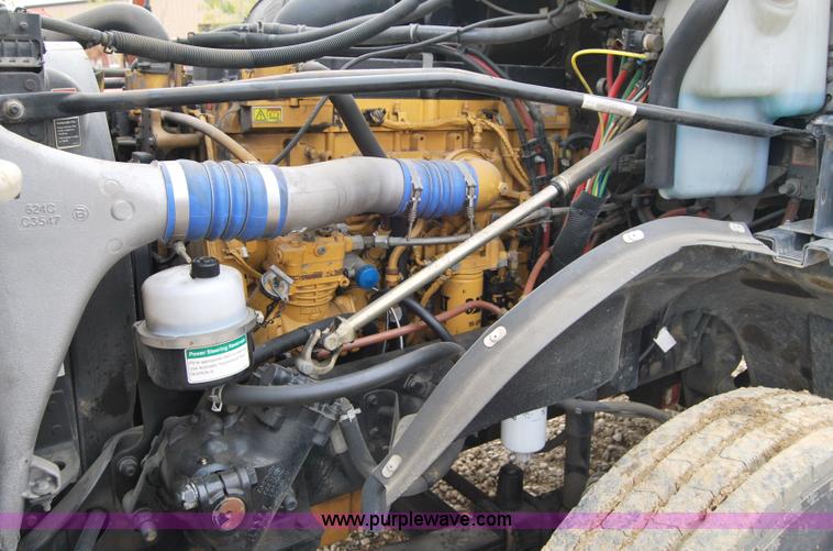 image for item 6032 2005 Freightliner CL120ST tandem axle truck tractor