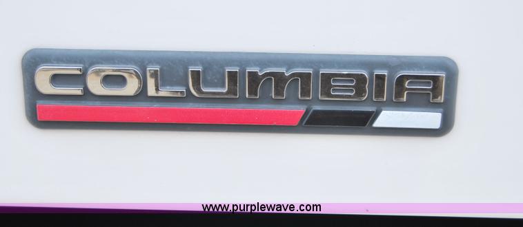 image for item 6032 2005 Freightliner CL120ST tandem axle truck tractor