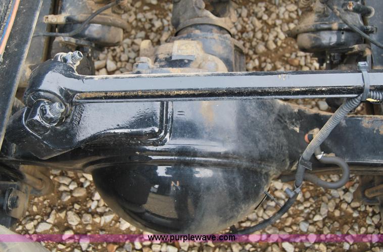 image for item 6032 2005 Freightliner CL120ST tandem axle truck tractor