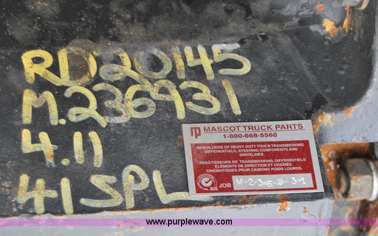 image for item 6032 2005 Freightliner CL120ST tandem axle truck tractor