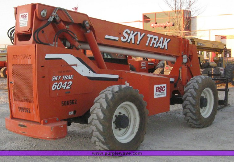 image for item 6596 2004 SkyTrack 6042 telehandler