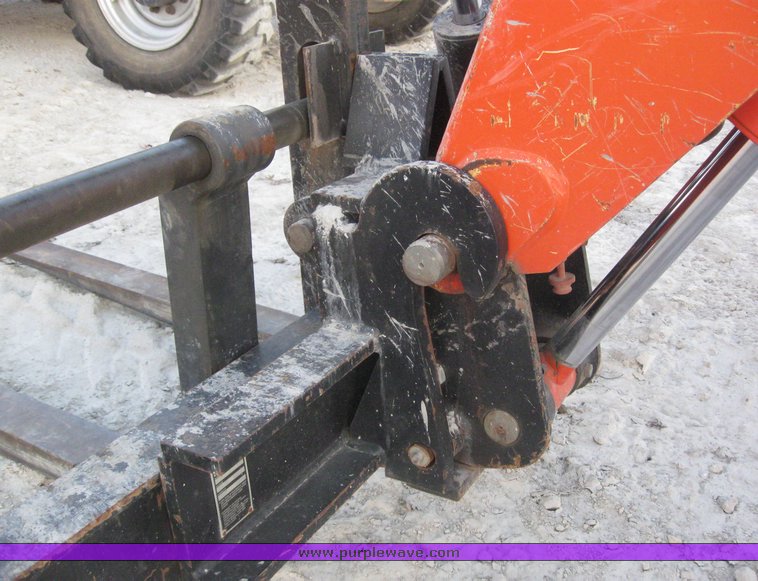 image for item 6596 2004 SkyTrack 6042 telehandler