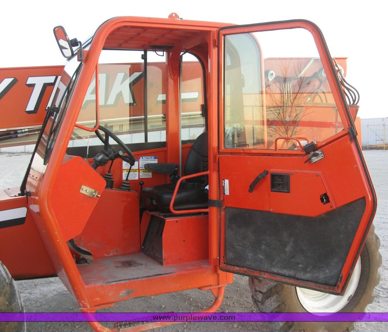 image for item 6596 2004 SkyTrack 6042 telehandler