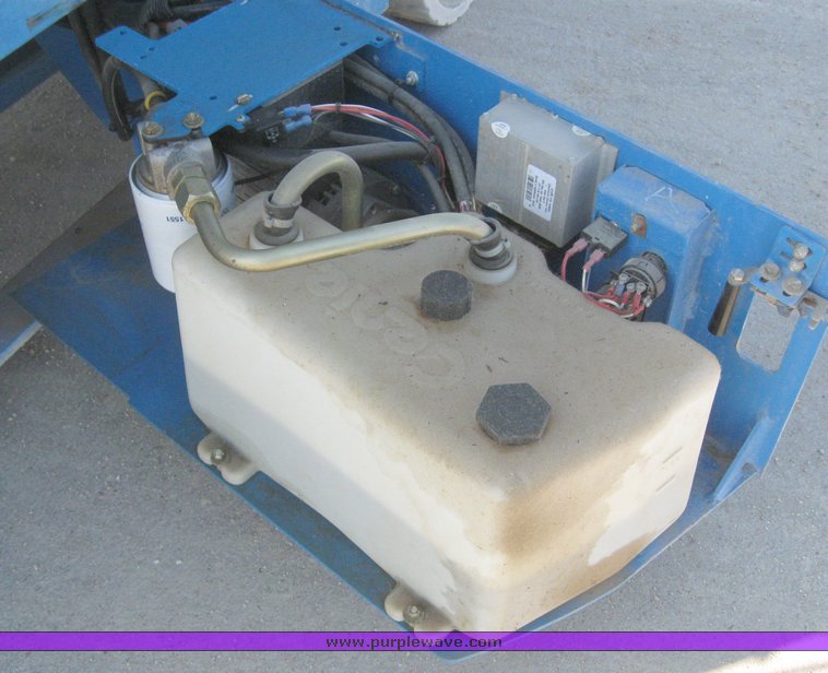 image for item 6599 2005 Genie GS-2032 scissor lift