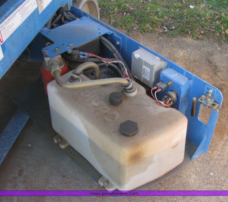 image for item 6601 2005 Genie GS-1930 scissor lift