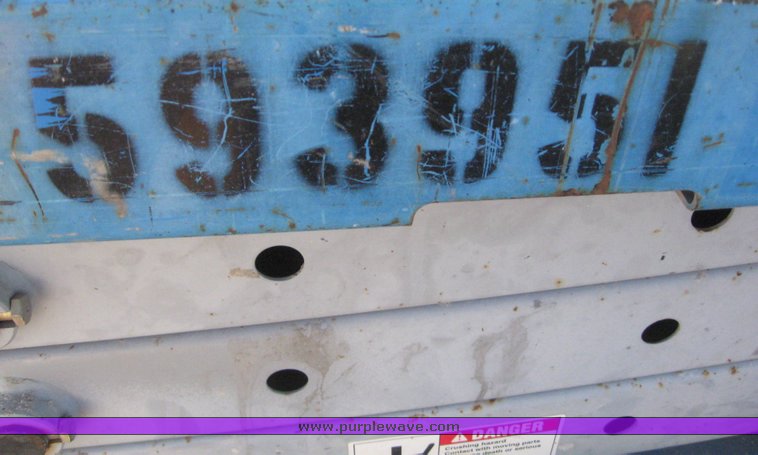 image for item 6601 2005 Genie GS-1930 scissor lift