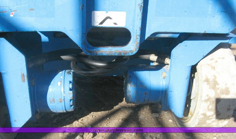 image for item 6614 2005 Genie GS-1930 scissor lift