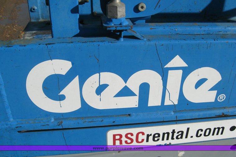 image for item 6614 2005 Genie GS-1930 scissor lift
