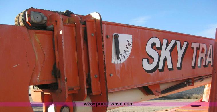 image for item 6620 2003 SkyTrack 8042 telehandler