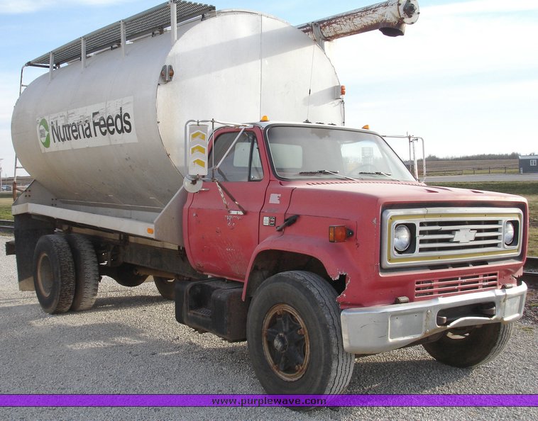 image for item 1100 1981 Chevrolet C70 feed delivery truck