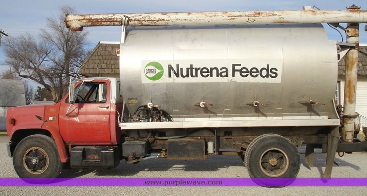 image for item 1100 1981 Chevrolet C70 feed delivery truck