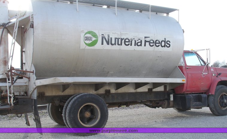 image for item 1100 1981 Chevrolet C70 feed delivery truck