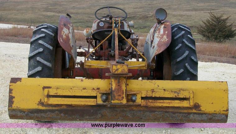 image for item 1500 1948 Ford 8N tractor