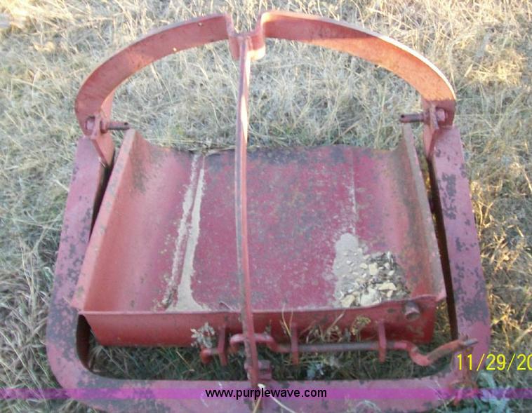 image for item 1500 1948 Ford 8N tractor