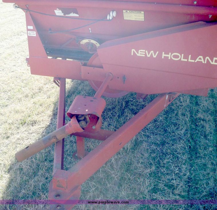 image for item 3048 New Holland 155 manure spreader