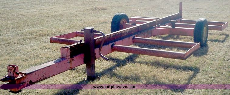 image for item 3052 Round bale trailer