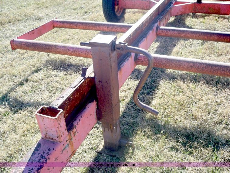 image for item 3052 Round bale trailer