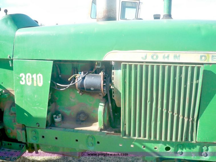 image for item 3054 John Deere 3010 tractor