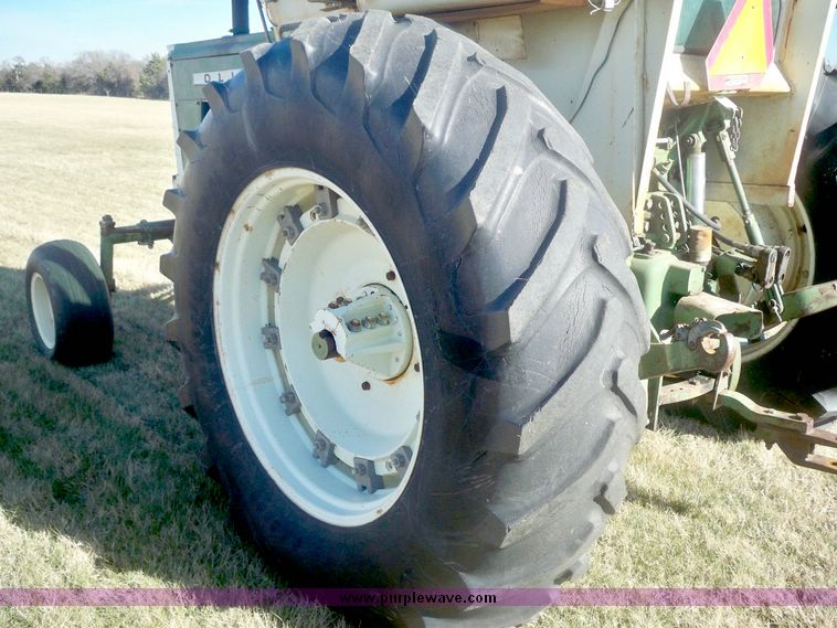 image for item 3055 Oliver 1955 tractor