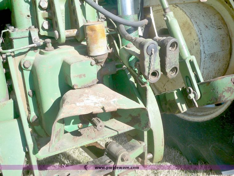 image for item 3055 Oliver 1955 tractor