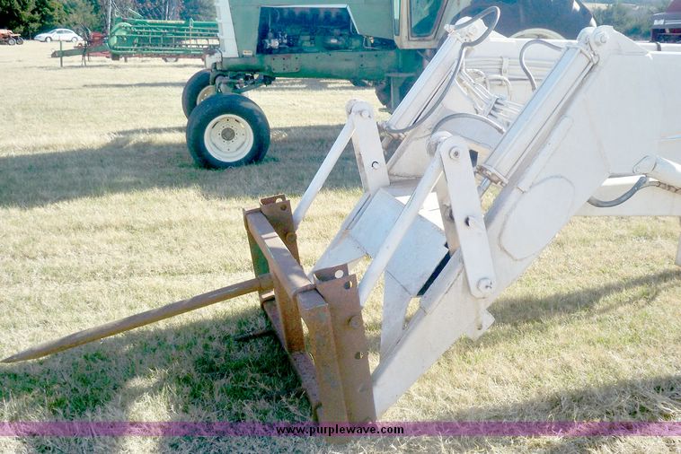 image for item 3056 Schvartz loader with bale spear