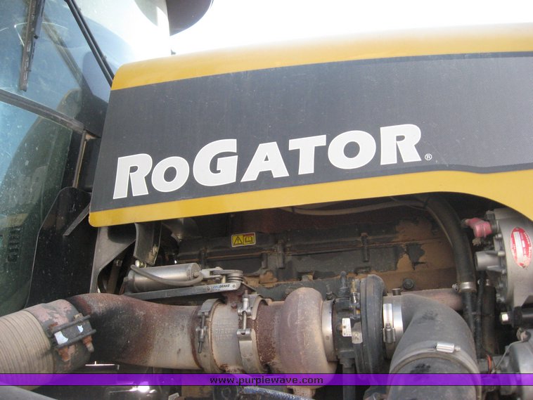 image for item 3732 2005 Rogator 1274C self propelled dry fertilizer spreader