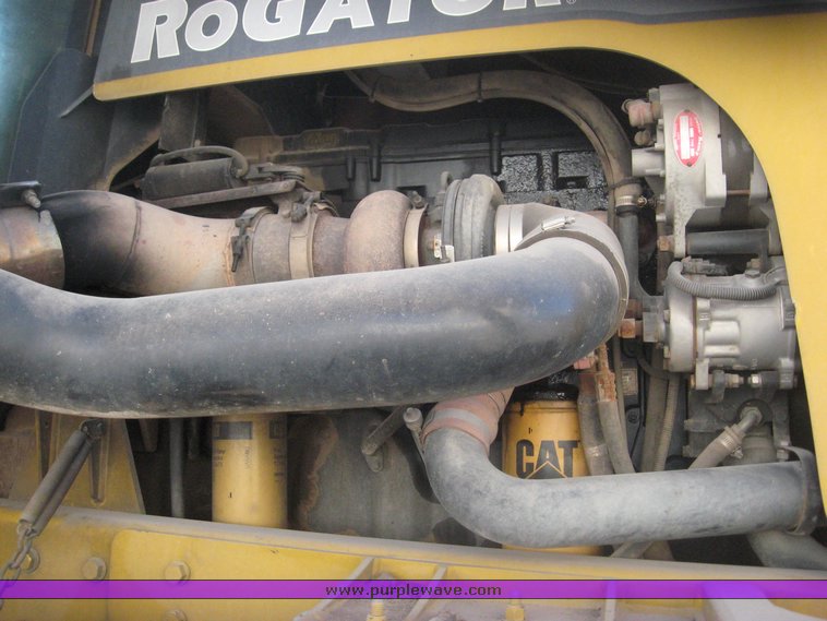 image for item 3733 2005 Rogator 1274C self propelled sprayer