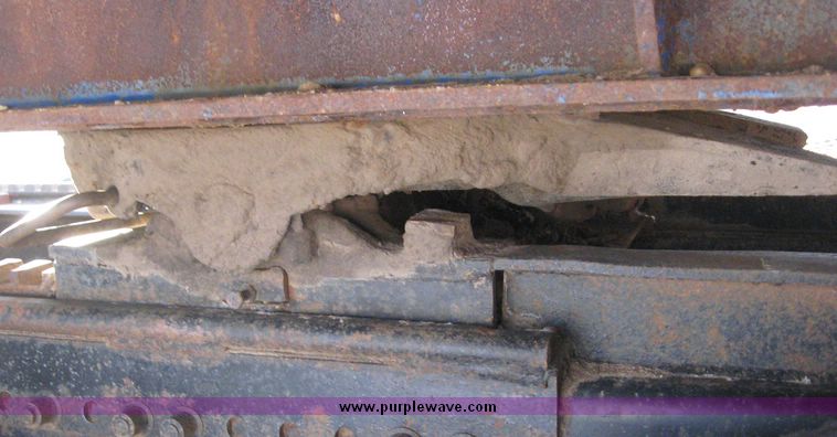 image for item 3738 1994 Freightliner Conventional FLD120 semi truck