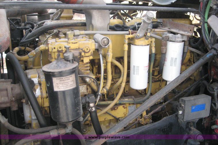 image for item 3738 1994 Freightliner Conventional FLD120 semi truck