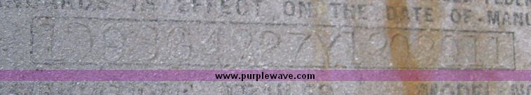 image for item 3739 2000 Doonan flat bed semi trailer