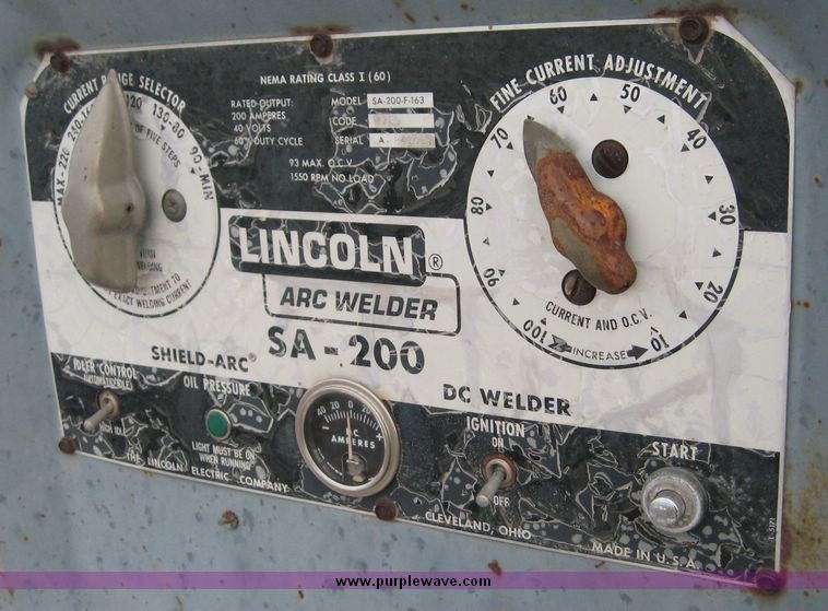 image for item 3742 1971 Ford F350 one ton pickup with winch