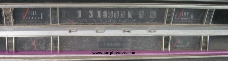 image for item 3742 1971 Ford F350 one ton pickup with winch