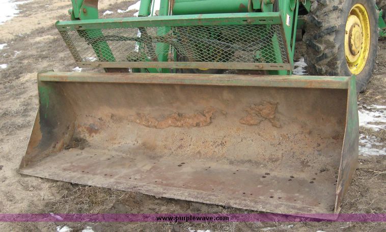 image for item 3744 1980 John Deere 4440 MFWD tractor