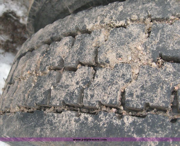 image for item 3746 1992 Kenworth Construct T400 semi truck