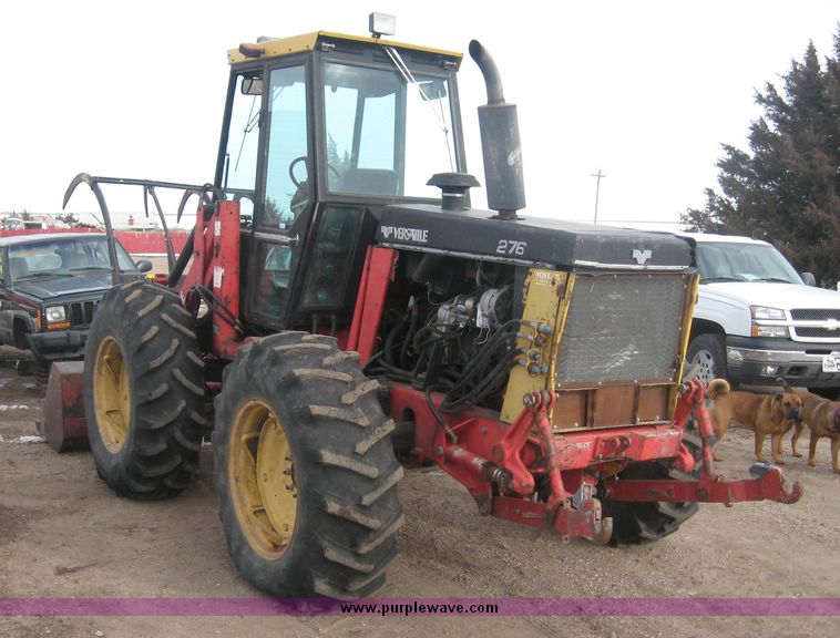 image for item 3747 Versatile 276 bi-directional 4WD tractor