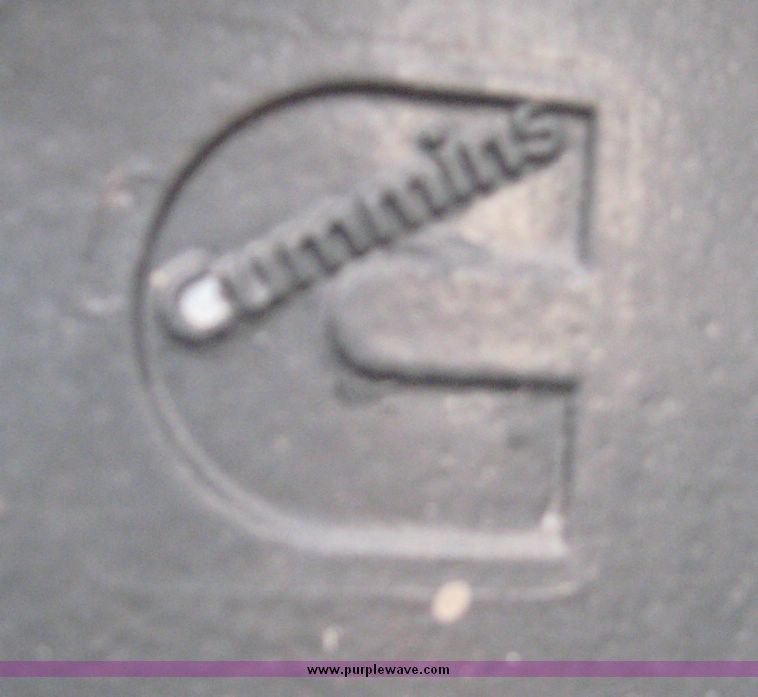 image for item 3748 1993 Freightliner Conventional FLD120 semi truck