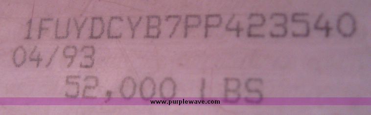 image for item 3748 1993 Freightliner Conventional FLD120 semi truck