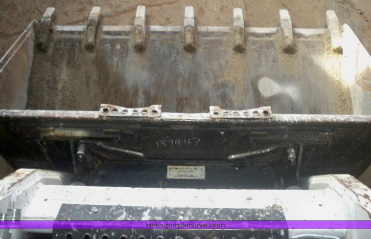 image for item 4001 2008 Bobcat S150 skid steer