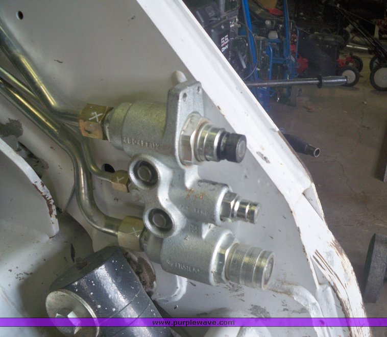 image for item 4001 2008 Bobcat S150 skid steer