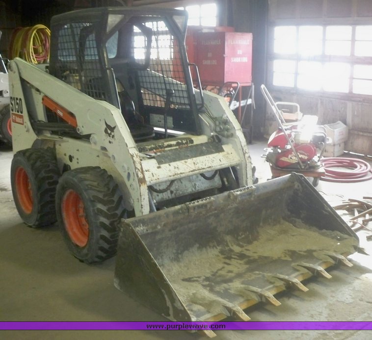 image for item 4002 2007 Bobcat S150 skid steer