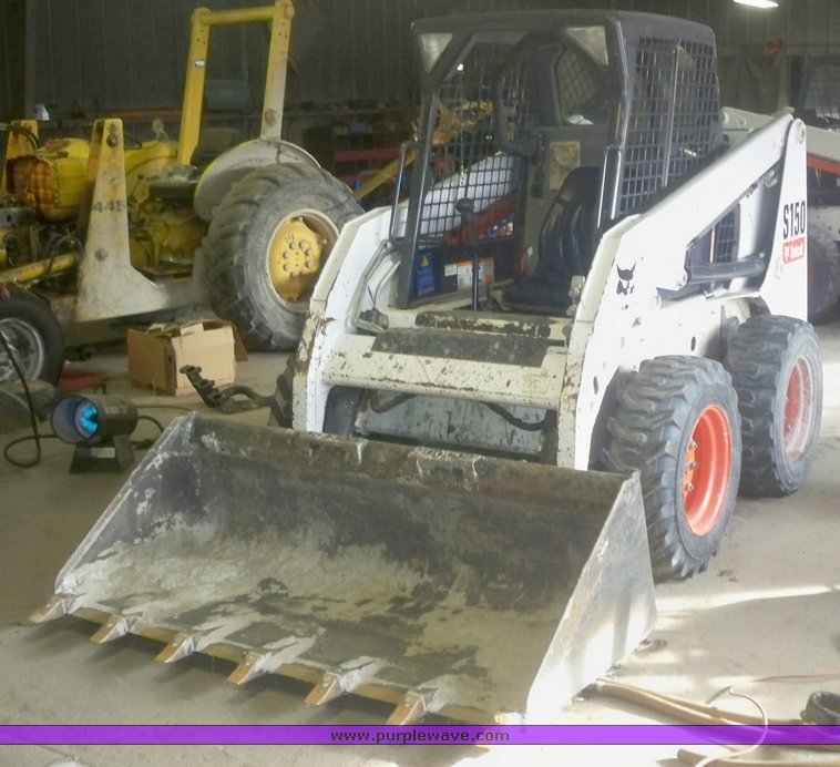 image for item 4002 2007 Bobcat S150 skid steer