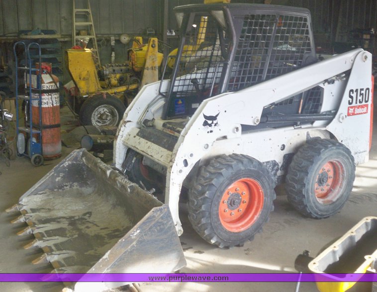 image for item 4002 2007 Bobcat S150 skid steer