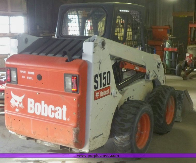image for item 4002 2007 Bobcat S150 skid steer