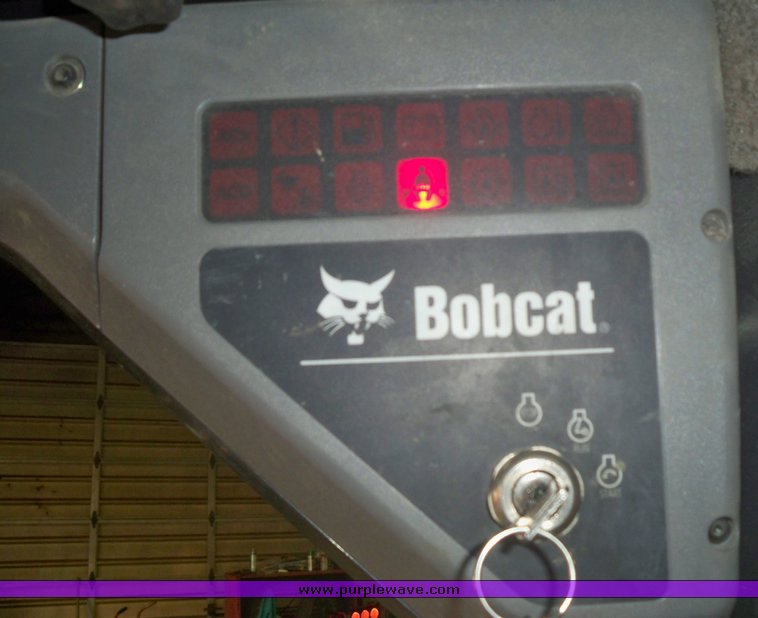 image for item 4002 2007 Bobcat S150 skid steer