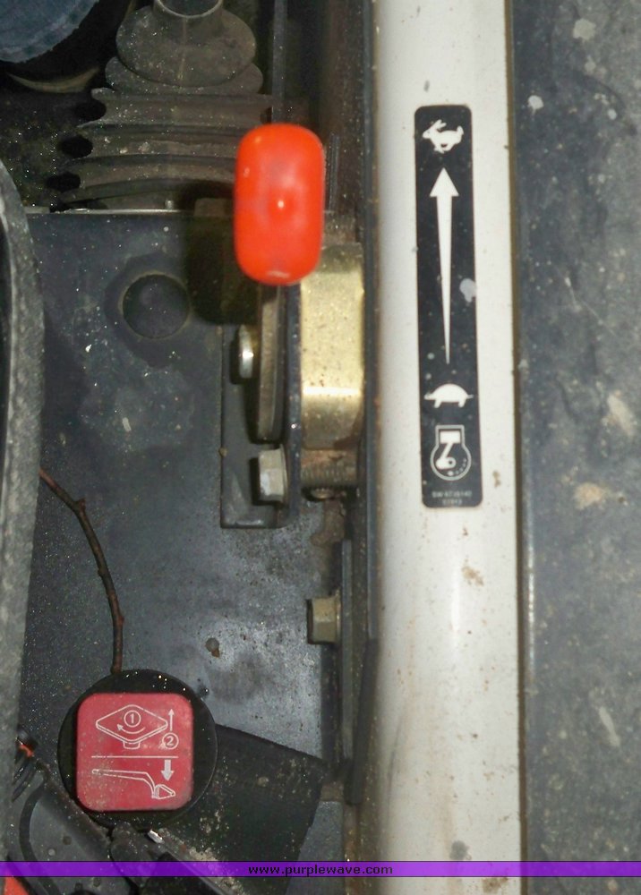 image for item 4002 2007 Bobcat S150 skid steer