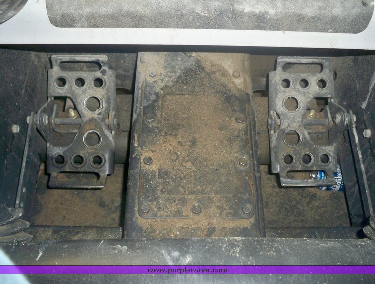 image for item 4002 2007 Bobcat S150 skid steer