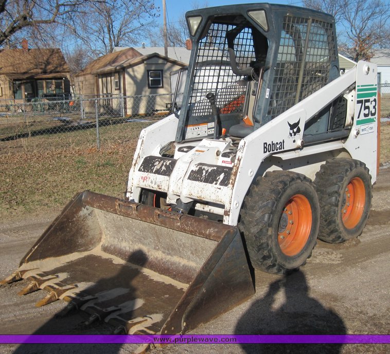 image for item 4457 2001 Bobcat 753