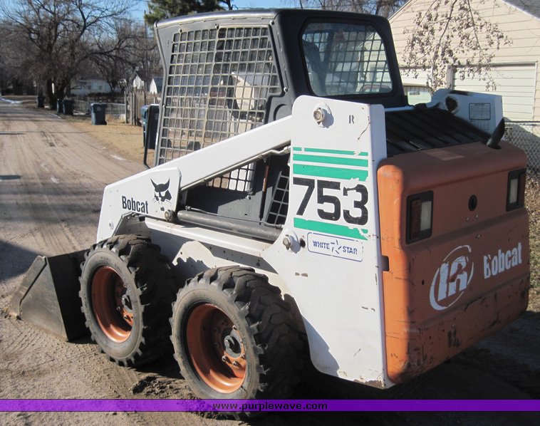 image for item 4457 2001 Bobcat 753